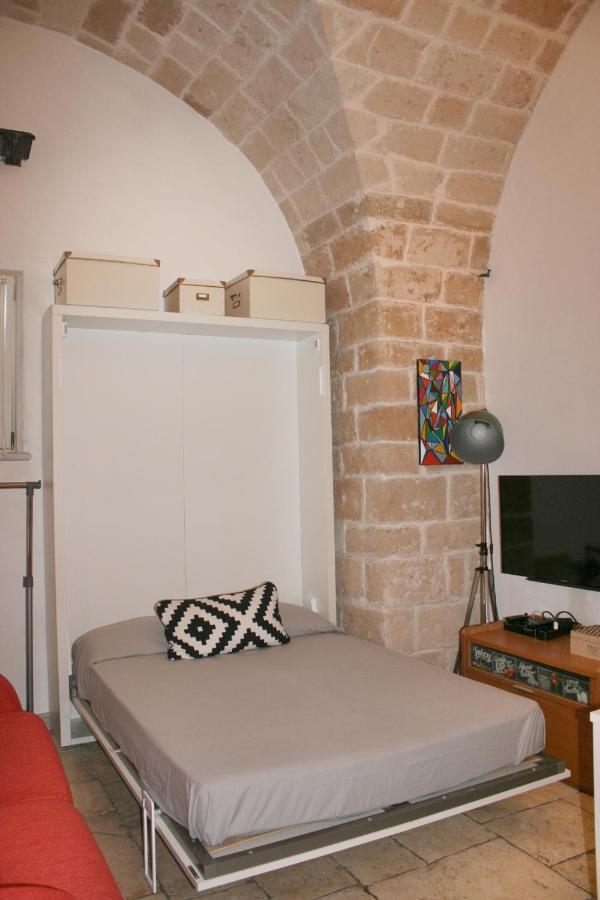 La Casa Nel Vicolo Apartment Bari Bagian luar foto